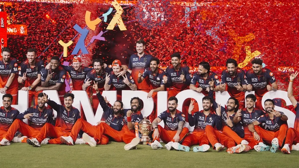 बैक-टू-बैक चैंपियन बनी RCB, लेकिन क्या होगी विक्ट्री परेड? सामने आया बड़ा फैसला
