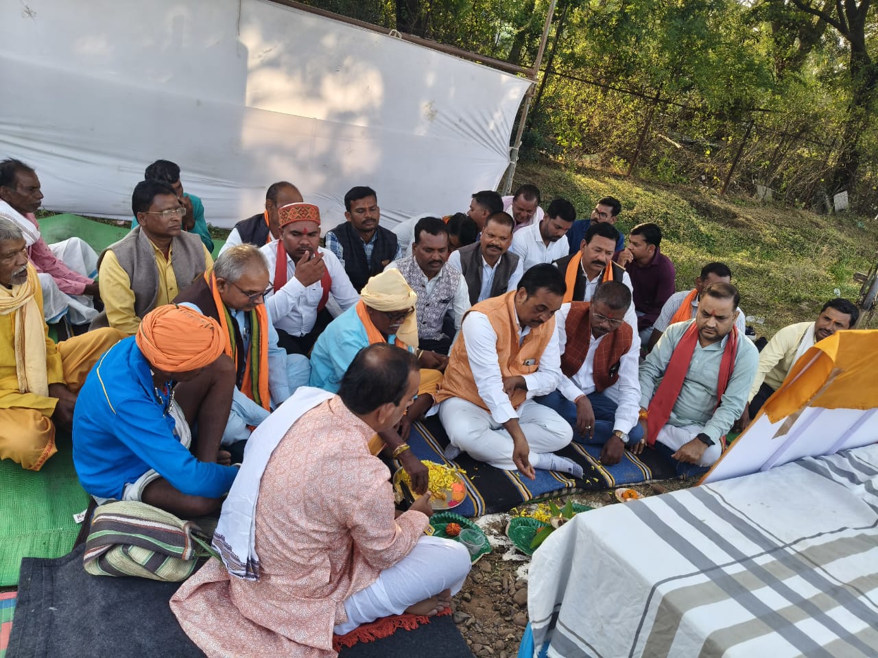 सैगोना में मुख्यमंत्री गौरव पथ योजना के तहत 41.65 लाख रूपए की लागत की सड़क का भूमिपूजन सम्पन्न