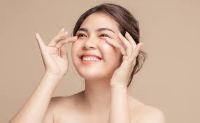 सर्दियों में इस तरह करें स्किन की देखभाल,यहाँ जानें सरल और आसान प्रभावी उपाय