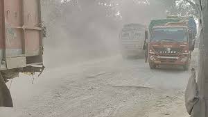 बलरामपुर : मरम्मत के नाम पर सिर्फ मजाक, एनएच 343 पर धूल के गुब्बारे और जनता की टूटती उम्मीदें