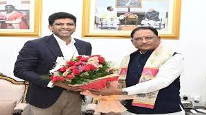 मुख्यमंत्री विष्णु देव साय से केंद्रीय संचार एवं ग्रामीण विकास राज्य मंत्री डॉ. चन्द्रशेखर पेम्मासानी ने की सौजन्य मुलाक़ात