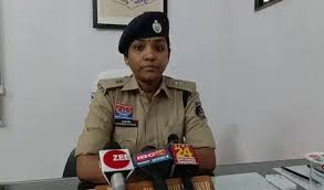 बांग्लादेशियों पर लगातार कार्रवाई जारी : बांग्लादेशी महिलाओं से देह व्यापार कराती थी यह महिला,गिरफ्तार