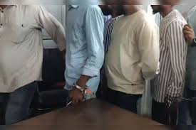 DURG NEWS: पुरानी रंजिश के चलते चाकू मारकर बेरहमी से हत्या 