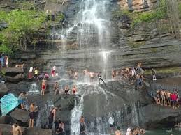 हादसे के बाद प्रशासन ने उठाया बड़ा कदम,चिंगरापगार और गजपल्ला जलप्रपात बंद