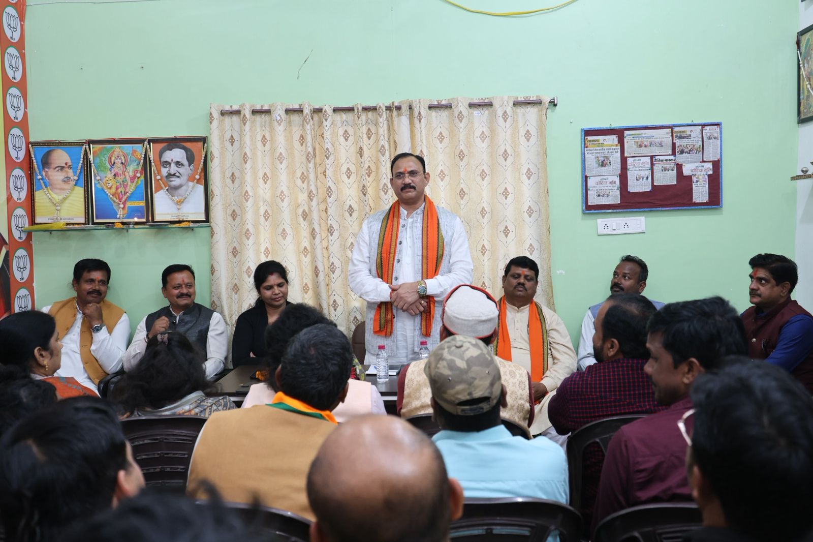 भाजपा जिला कार्यालय में रणनीतिक बैठक, 27 नवंबर के भूमिपूजन को लेकर तैयारियां तेज