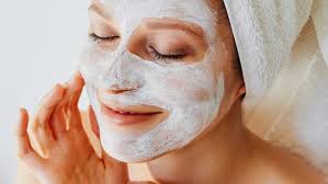 ऐसे करो दही का इस्तेमाल और पाओं ग्लोइंग निखार 