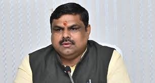 CG Teacher Recruitment: शिक्षा मंत्री गजेन्द्र यादव के खिलाफ CM हेल्पलाइन 1076 में शिकायत, भर्ती रोकने का आरोप