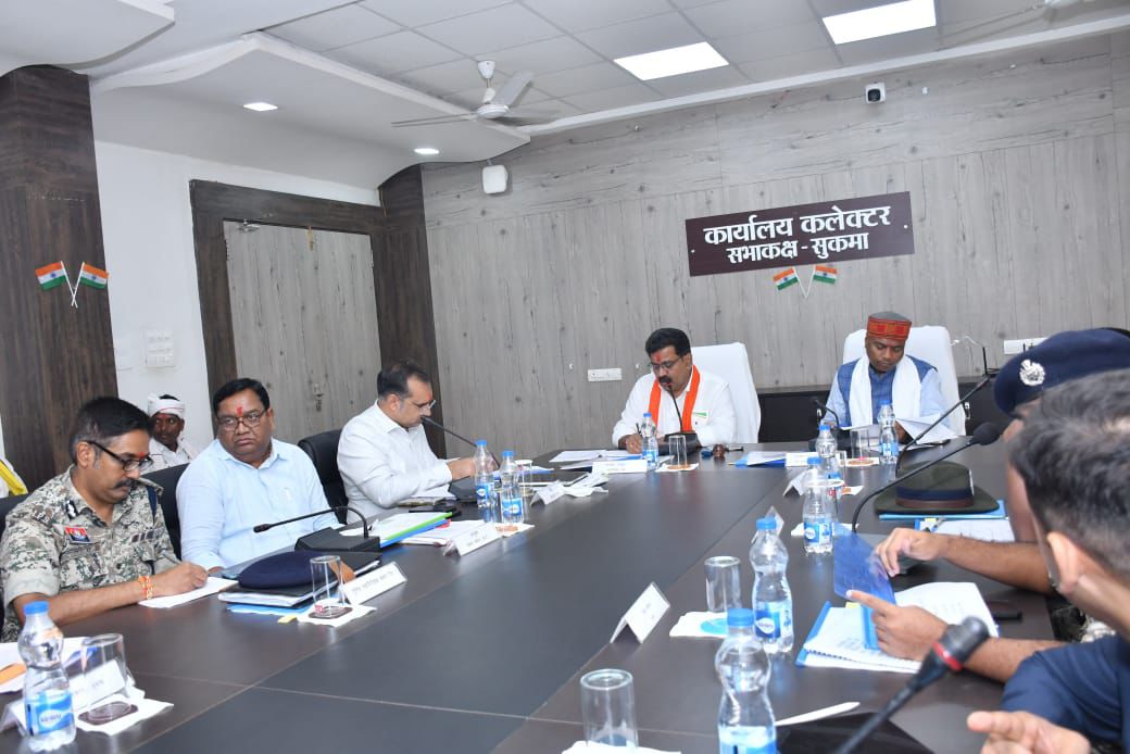 नक्सलवाद के खात्मे के लिए समाज के सभी वर्गों का सहयोग जरूरी :उपमुख्यमंत्री विजय शर्मा