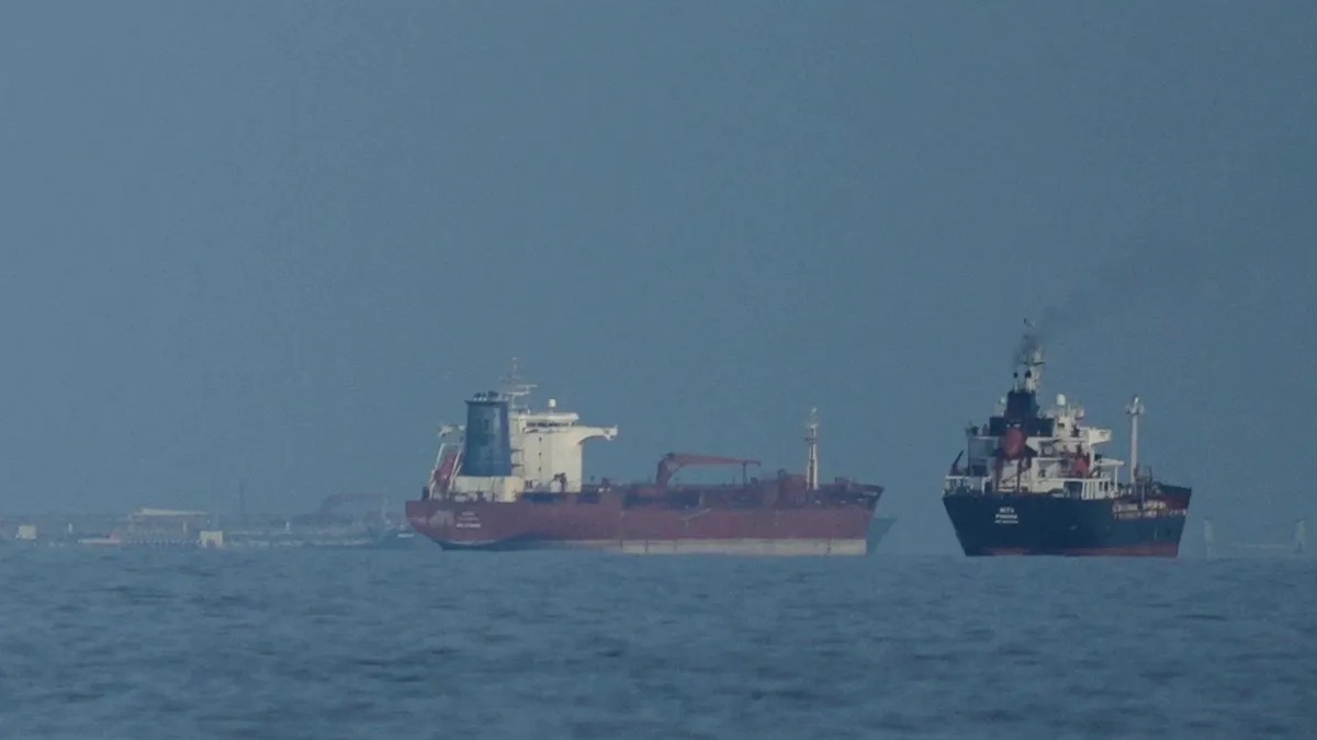 भारत की कूटनीतिक कामयाबी, होर्मुज से भारतीय जहाजों को गुजरने की मिली इजाजत