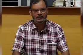 Pahalgam Attack: असम विश्वविद्यालय के प्रोफेसर देबाशीष भट्टाचार्य ने कलमा पढ़कर बचाई जान