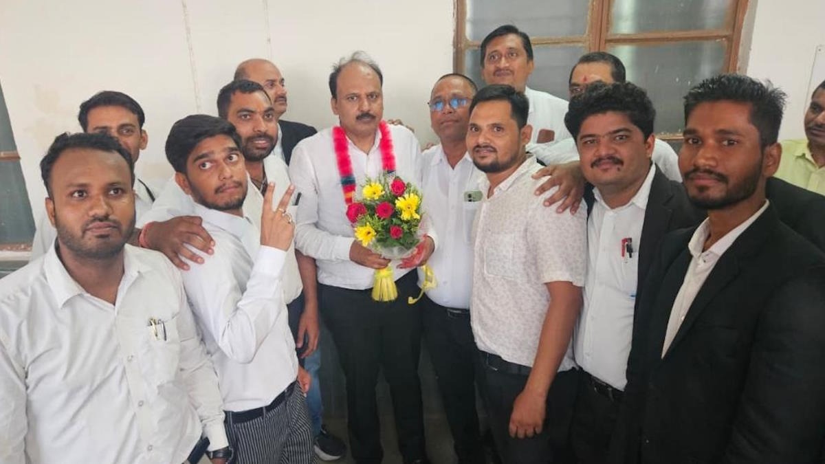 70 साल के इतिहास में पहली बार: पोखराज परिहार सातवीं बार बने कवर्धा अधिवक्ता संघ के अध्यक्ष