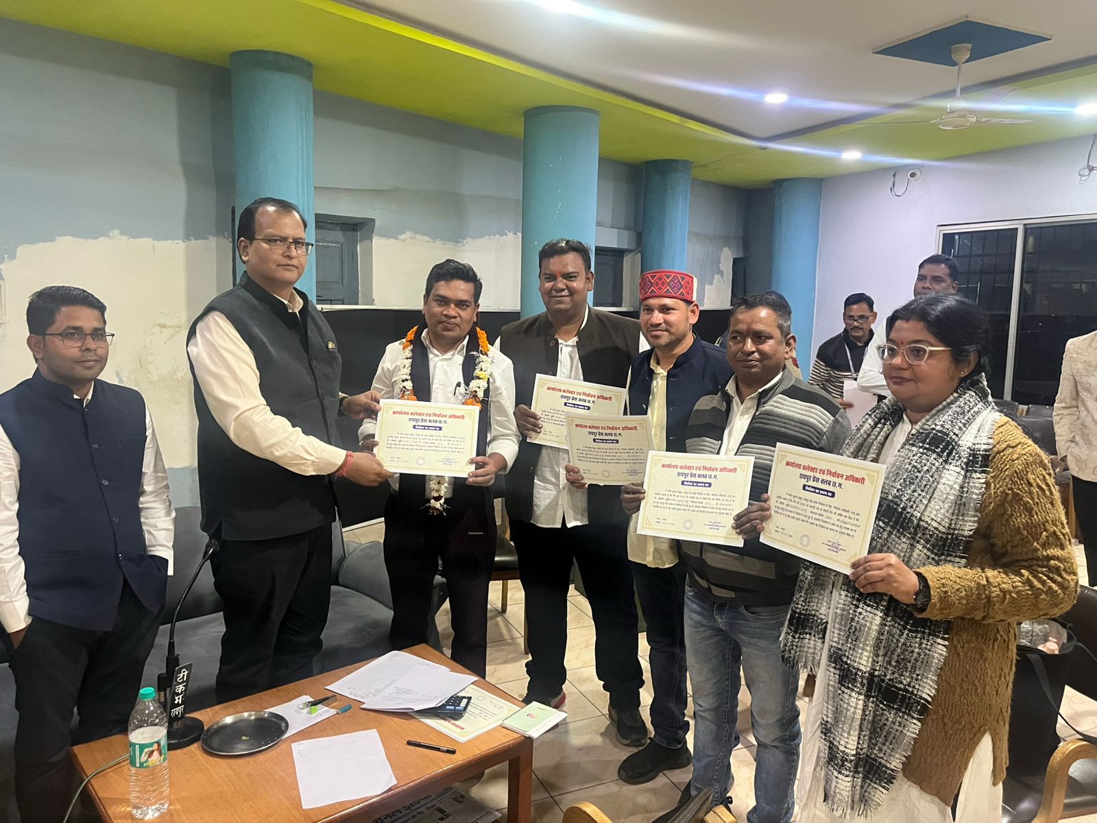 रायपुर प्रेस क्लब के अध्यक्ष मोहन तिवारी बने ,उपाध्यक्ष दिलीप साहू और महासचिव गौरव शर्मा हुए निर्वाचित
