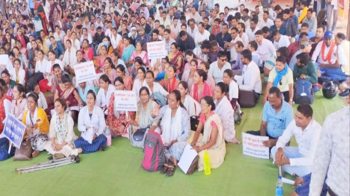 छत्तीसगढ़ में फिर हड़ताल की आहट: NHM कर्मचारी 12 अप्रैल को करेंगे बड़ा फैसला