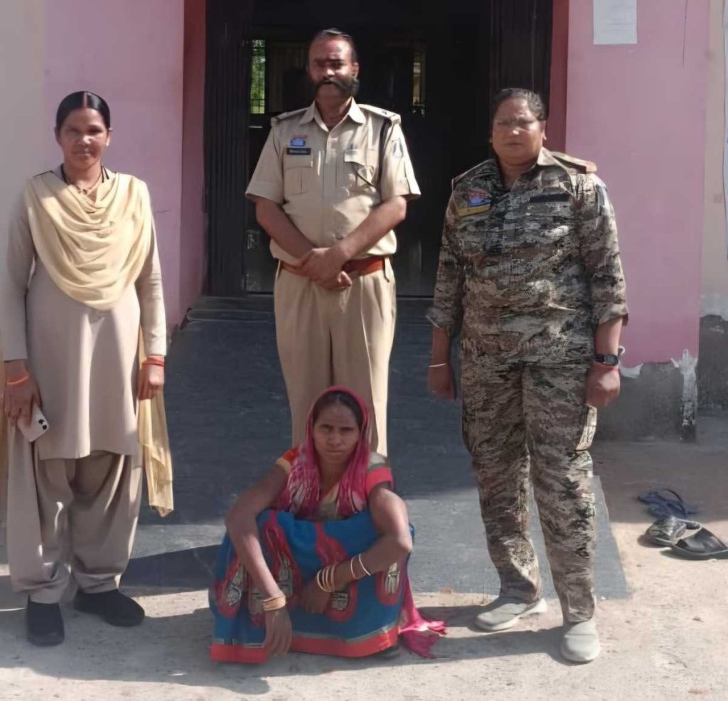 कबीरधाम में महिला की संदिग्ध मौत का खुलासा: अवैध संबंध के शक में पड़ोसन ने की थी पिटाई