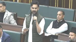 पीडीपी का बड़ा प्रस्ताव: जम्मू को तीन भागों में बांटने की मांग, निजी बिल पेश