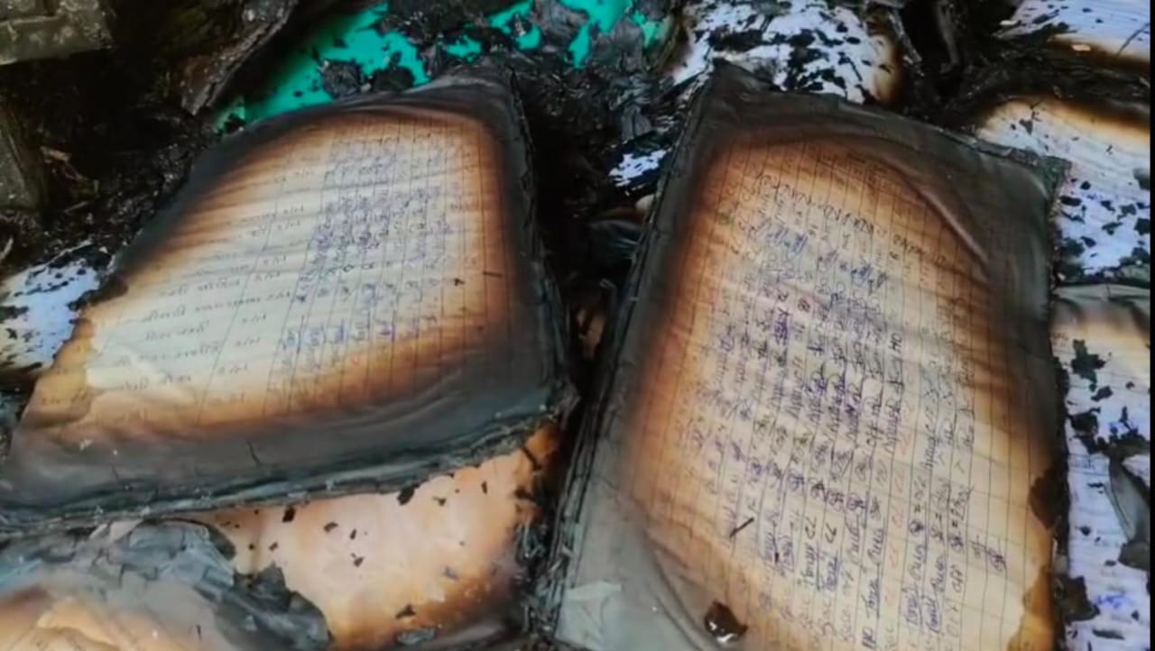 जिला चिकित्सालय के रिकॉर्ड रूम में रहस्यमयी आगजनी: क्या जांच बनेगी मज़ाक या सामने आएंगे असली दोषी?