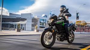 Kawasaki Versys-X 300 भारत में हुई लॉन्च,जानें कीमत और फीचर्स  