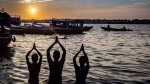 मौनी अमावस्या पर करें पितरों का तर्पण,जानें तर्पण का सबसे सरल तरीका