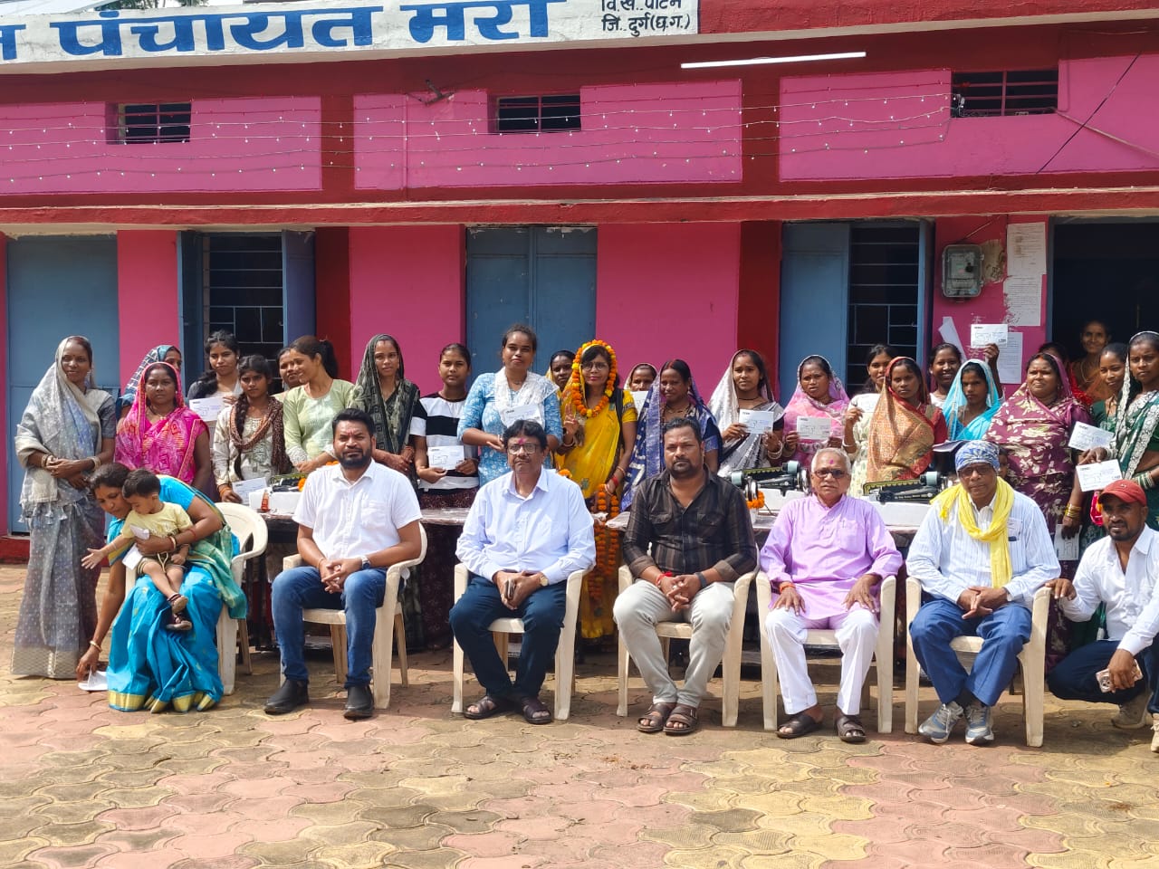 आत्मनिर्भरता की ओर बढ़ी मर्रा की महिलाएं