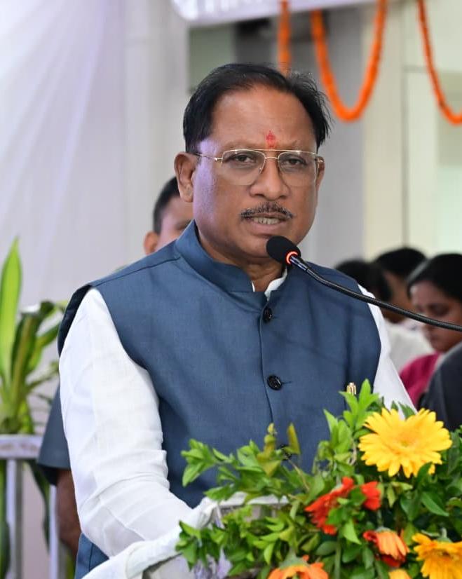 बिलासा देवी केवट एयरपोर्ट से रात्रि उड़ान सेवा का शुभारंभ: मुख्यमंत्री साय ने भरी पहली नाइट फ्लाइट