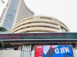 निवेशकों की निकासी फूला रही है दंभ शेयर बाजार का 