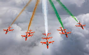  राज्योत्सव पर वायु सेना की टीम का रोमांचक एयर शो, सेंध जलाशय के ऊपर आसमां में गूंजा -1जय जोहार-1 और -1छत्तीसगढ़िया सबले बढ़िया-1
