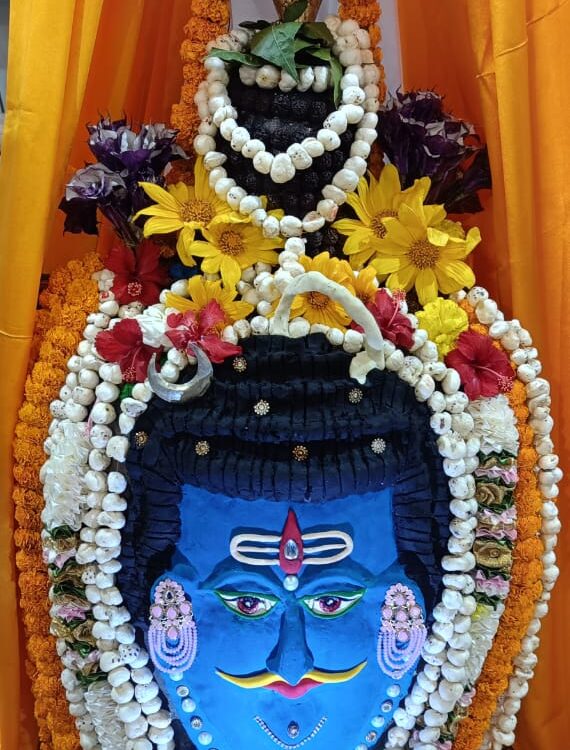 आस्था की पहाड़ी पर शिव का वास: मकर संक्रांति पर सिद्ध बाबा धाम बनता है श्रद्धा, परंपरा और पर्यटन का संगम