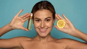 डल और थकी स्किन से पाएं छुटकारा, घर पर बनायें ये विटमिन सी नेचुरल सीरम