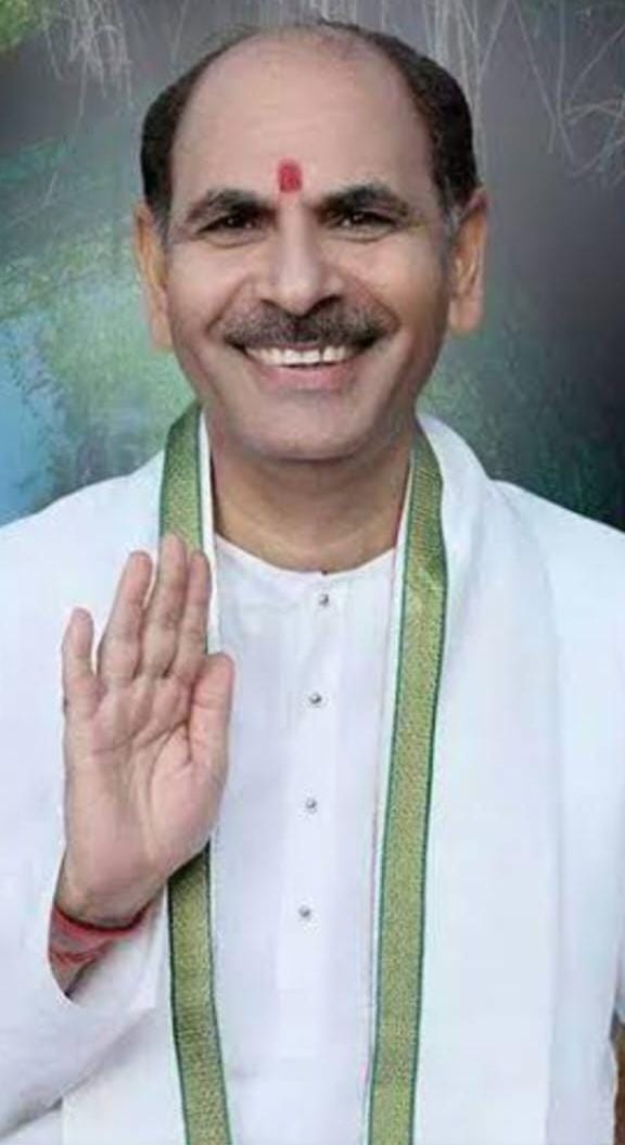 सद्गुरु सुधांशु जी महाराज के शिष्यो द्वारा सद्गुरु कृपा छाया धाम में गुरु पूर्णिमा महोत्सव 