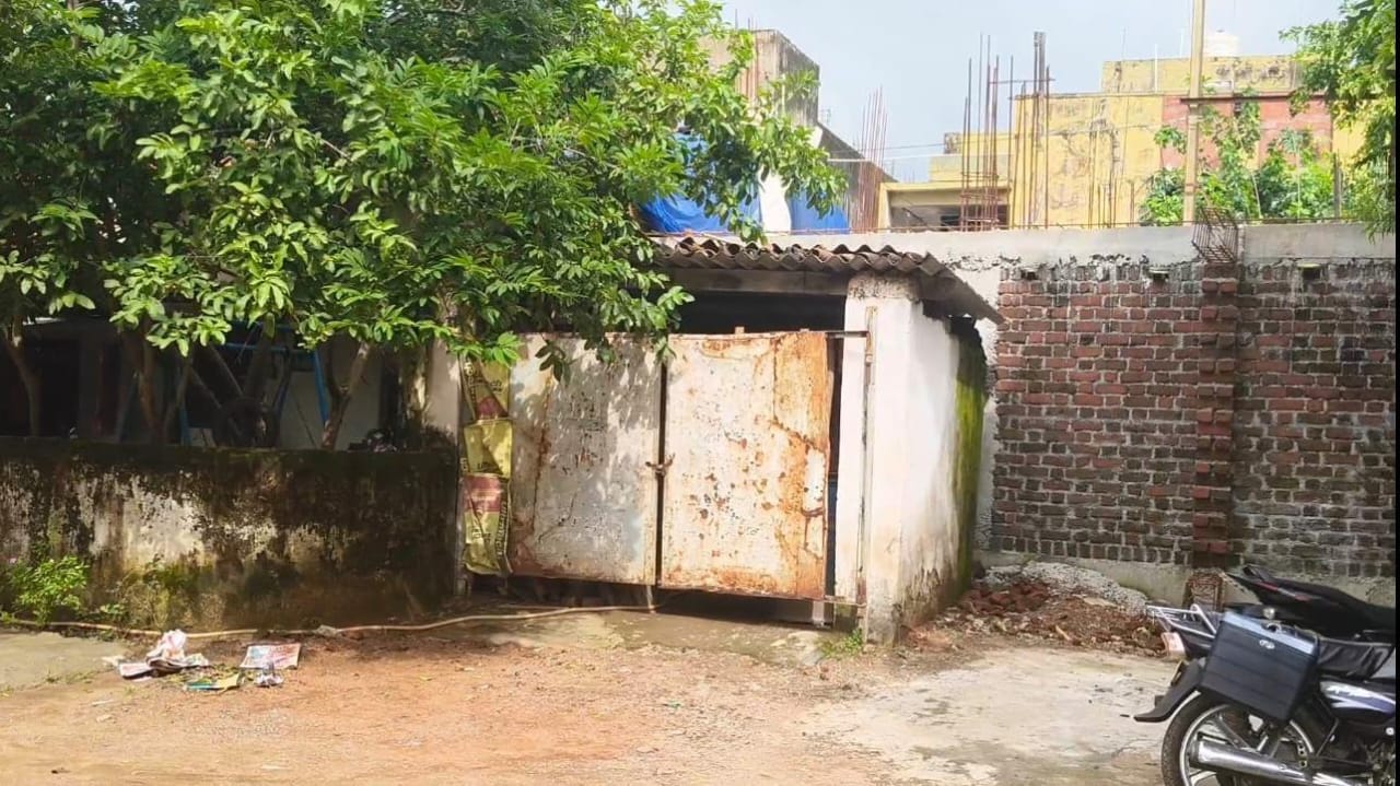 शासकीय भूमि में अवैध कब्जा के जांच के लिए रायपुर से पहुंची टीम,किया निरीक्षण