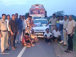 नकली शराब गिरोह का भंडाफोड़,46 लाख की संपत्ति जब्त,चार आरोपियों को किया गिरफ्तार