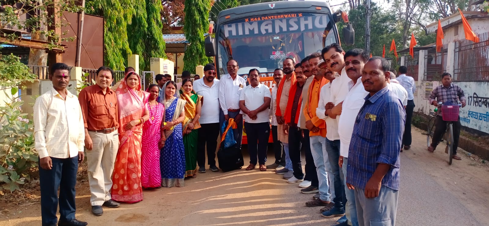 रामलला दर्शन हेतु नगरी से श्रद्धालुओं का जत्था रवाना — भक्ति और उत्साह का अद्भुत संगम