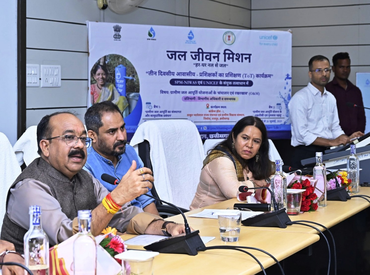  हर घर तक जल पहुँचाने के साथ ही जल बचाना भी हो प्राथमिकता में : अरुण साव