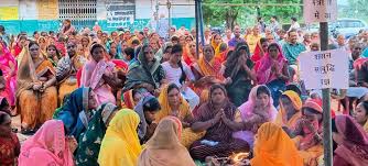 शराब दुकान के विरोध में ग्रामीणों ने किया सद्बुद्धि यज्ञ