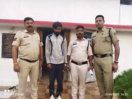  अवैध रूप से शराब बिक्री करने वाला आरोपी गिरफ्तार 