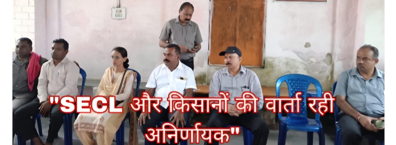  धमतरी में फिल्मी अंदाज में लूट! कार से उतरे नकाबपोश बदमाश, युवक को पीटकर स्कूटी-नकदी लूट ले गए, CCTV आया सामने
