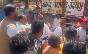 जनपद पंचायत अध्यक्ष-उपाध्यक्ष चुनाव में हंगामा,भाजपा-कांग्रेस समर्थकों में हुई झड़प