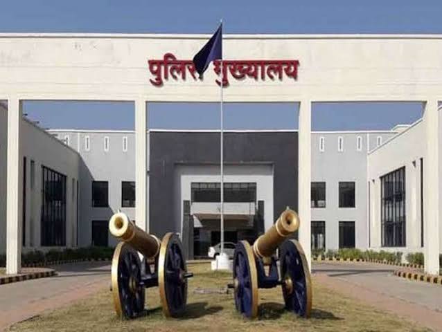  छत्तीसगढ़ पुलिस में बड़ा फेरबदल: DGP ने कई IPS अधिकारियों को सौंपा अतिरिक्त प्रभार, PHQ का आदेश जारी