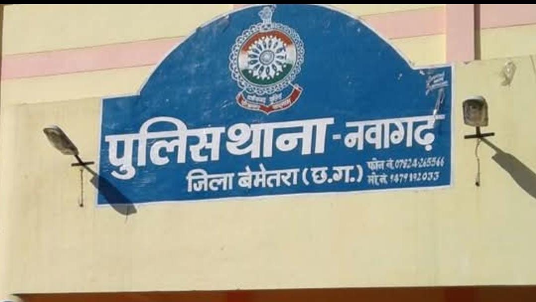 सोशल मीडिया से आपत्तिजनक मैसेज को हटाने की बात को लेकर हत्या करने वाला एक विधि के साथ संघर्षरत बालक को न्यायालय में किया गया पेश