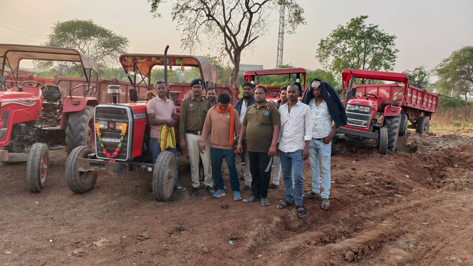 सरकारी रेत चोरी के फरार आरोपी धराए, लवन पुलिस की बड़ी कार्रवाई—अग्रिम जमानत खारिज होने के बाद गिरफ्तार कर जेल भेजे गए सभी आरोपी