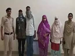 दुर्ग के इस गाँव में चल रहा था सेक्स रैकेट,दो युवती और दो युवक गिरफ्तार 
