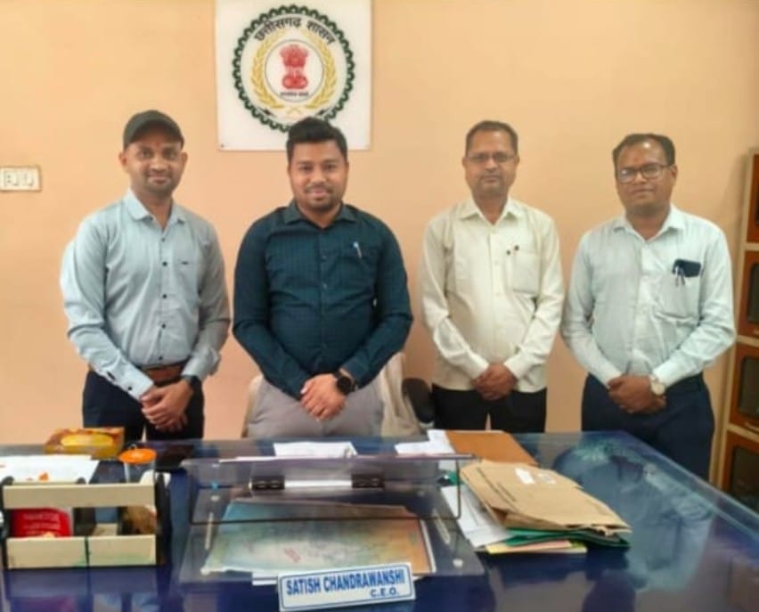 कृषक परिवार के बेटे योगेश यादव बने सहायक विकास विस्तार अधिकारी, रसेला सहित पूरे क्षेत्र में हर्ष