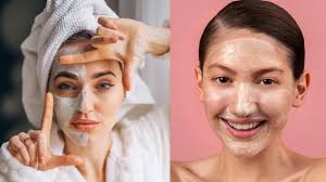 फेशियल वैक्स बनाम ब्लीच, जानिए कौन सा है बेहतर विकल्प?