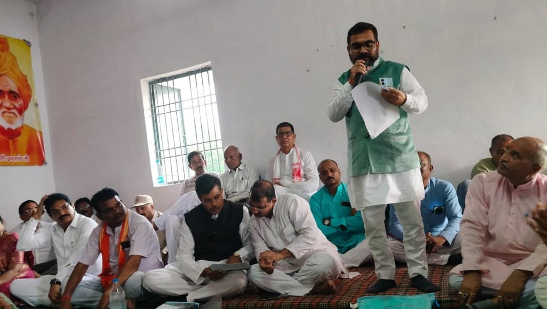 छत्तीसगढ़ लोधी समाज के निर्वाचित पदाधिकारियों का कार्यकाल एक वर्ष पूर्ण होने पर महत्वपूर्ण बैठक संपन्न