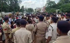  दुर्ग में धर्मांतरण के नाम पर बवाल : बजरंग दल और मसीही समाज भिड़े,भीम आर्मी की भी एंट्री