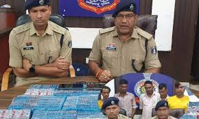 “ऑपरेशन विश्वास” प्रतिबंधित नशीली दवाइयां (कैप्सूल) की ब्रिकी करने वाले पांच आरोपी गिरफ्तार