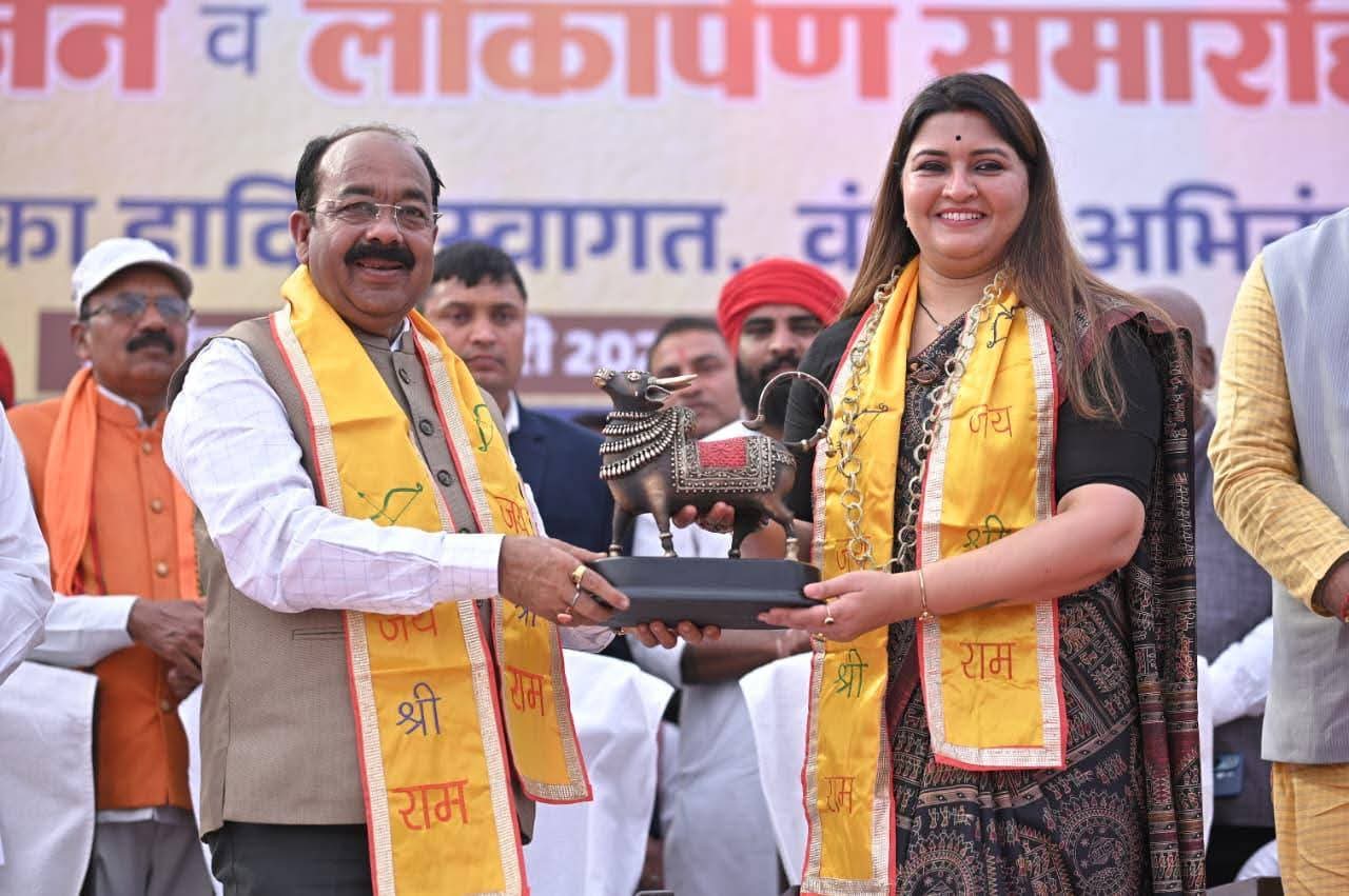 विधायक भावन बोहरा के प्रयासों से उप मुख्यमंत्री  अरुण साव ने पंडरिया एवं पांडातराई नगर के विकास हेतु 2.98 करोड़ से अधिक के विकास कार्यों की दी सौगात 
 