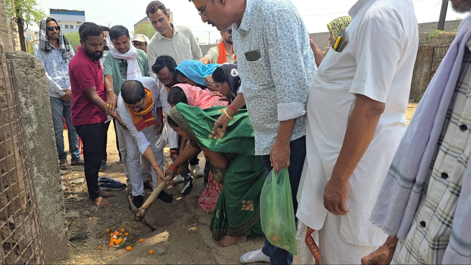 महापौर जीवर्धन चौहान ने वार्ड 37/38 को दी विकास कार्यों की बड़ी सौगात