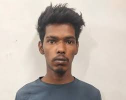 रायपुर में बेटे के सामने पिता की हत्या 