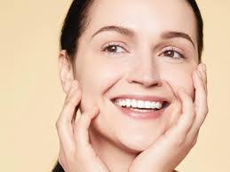  जानिए कच्चे दूध से कैसे चमकाएं चेहरा,यहां देखें आसान टिप्स 